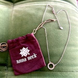 Anna Beck silver/gold dot necklace. 18”